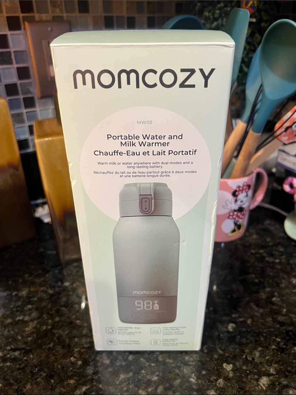NIB momcozy Portable Water & Milk Warmer Sealed - Green